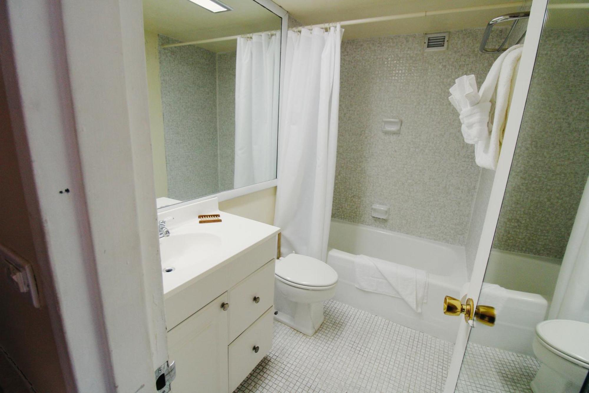 Castle 1733 Ocean View Studio With Direct Beach Access, Pool, Tennis & Free Parking Miami Beach Kültér fotó