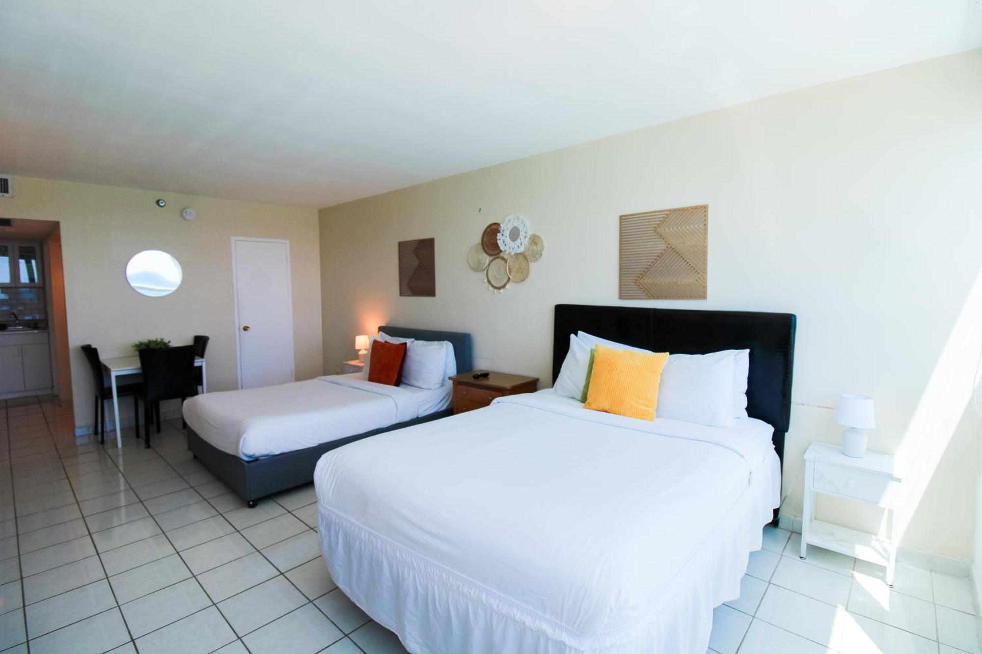 Castle 1733 Ocean View Studio With Direct Beach Access, Pool, Tennis & Free Parking Miami Beach Kültér fotó